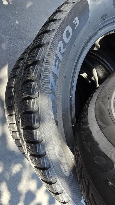 4 anvelope iarnă Pirelli 215/55/17 - transport gratuit