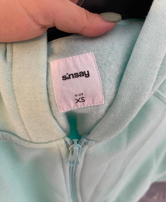 Hanorac Sinsay cu fermoar si gluga