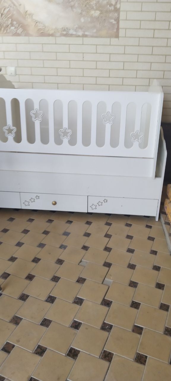 Кровать детская для младенцев
