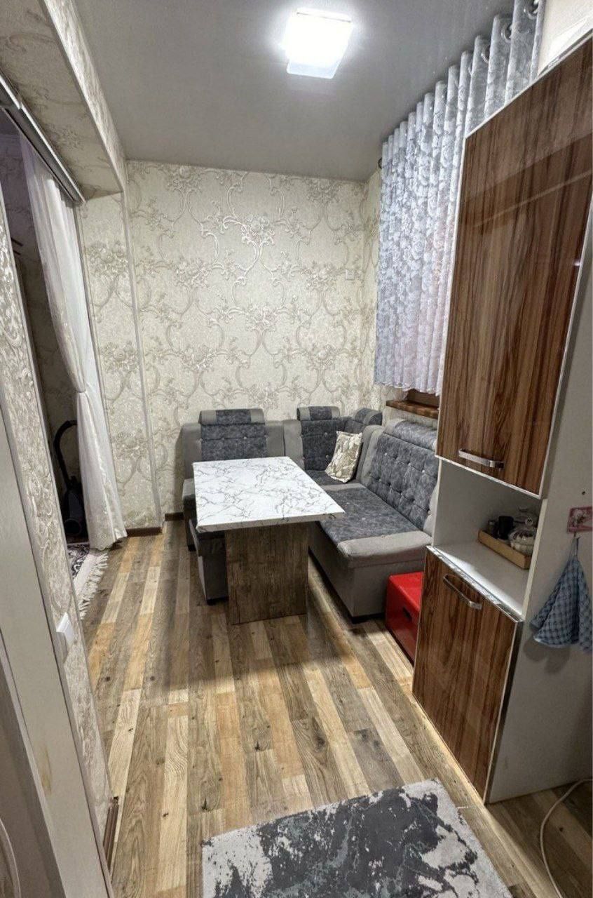 #РАЗДЕЛКА,70м²,Балкон 2×6,Чиланзар 18 Квартал,3\5\5,Продаётся Квартира