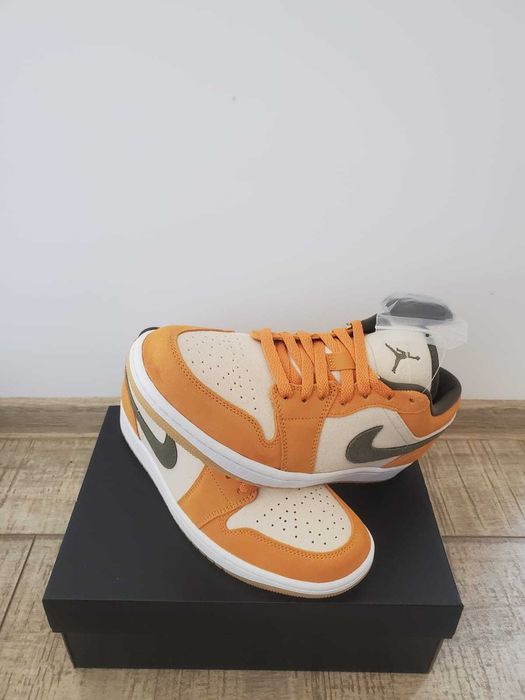 Jordan 1 Low Orange Olive - EU42, EU46 - 660RON