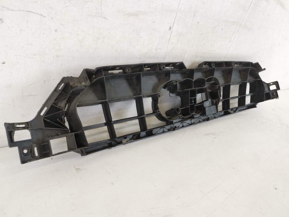 Ауди А6 / Audi A6 4G/C7 [ - ] Оригинален централен решетъчен държач