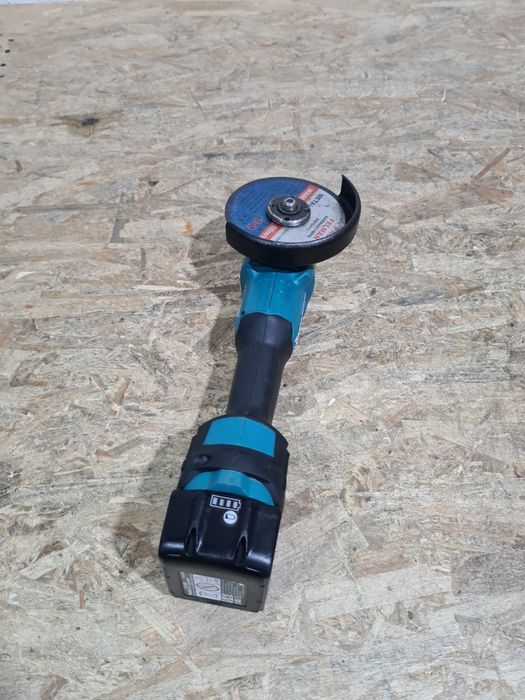 Flex brushless Makita DGA504