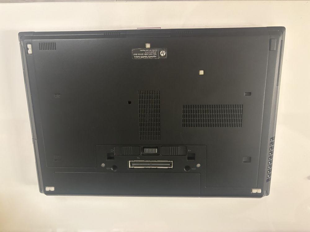 HP EliteBook 8460p i5