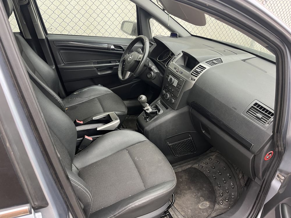Opel Zafita 1.9CDTI 2008 За части!!!