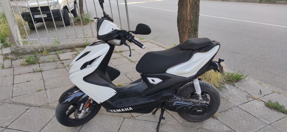 Продавам Yamaha Aerox NS50