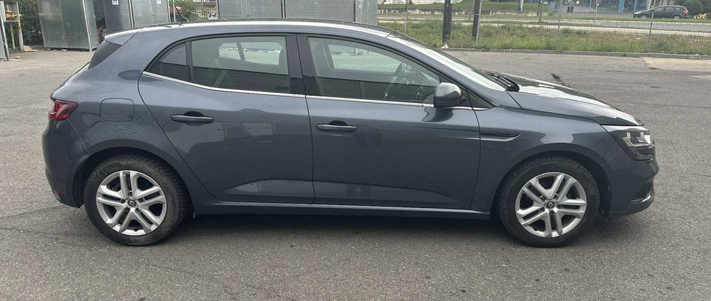 Renault Megane 4  1.6 Sce 115 CP versiune echipare Zen
