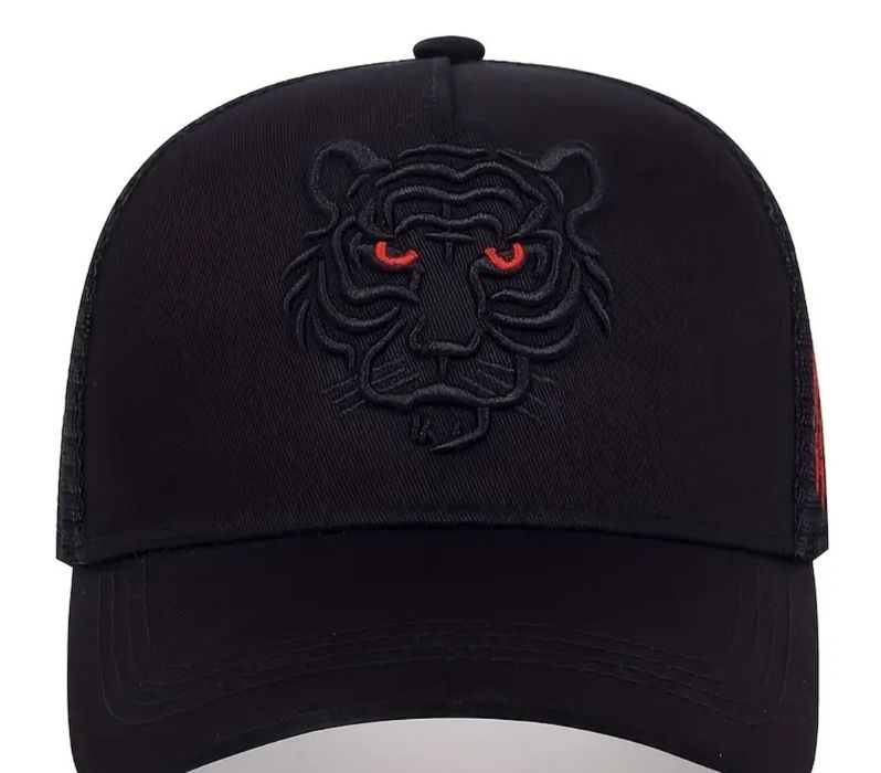 Șapcă tigrul model 3d