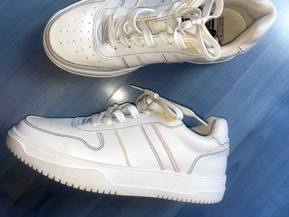 Adidasi casual marime 39 piele