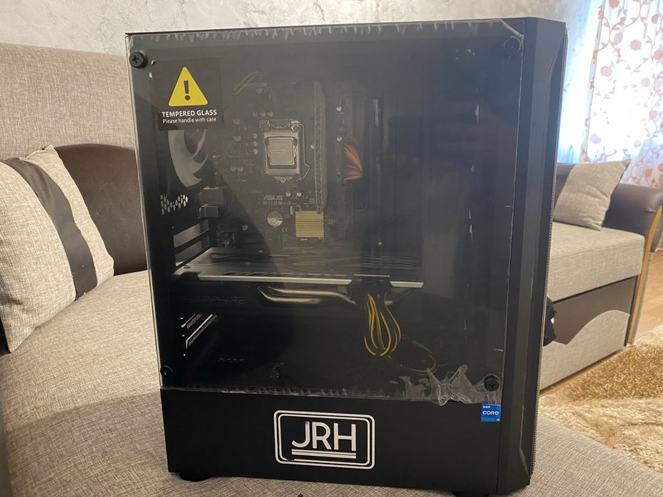 Vand carcasa pc gaming ,AIRFLOW FOARTE BUN !