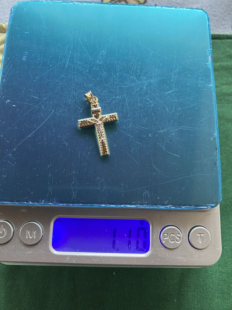 Златно кръстче 14к.