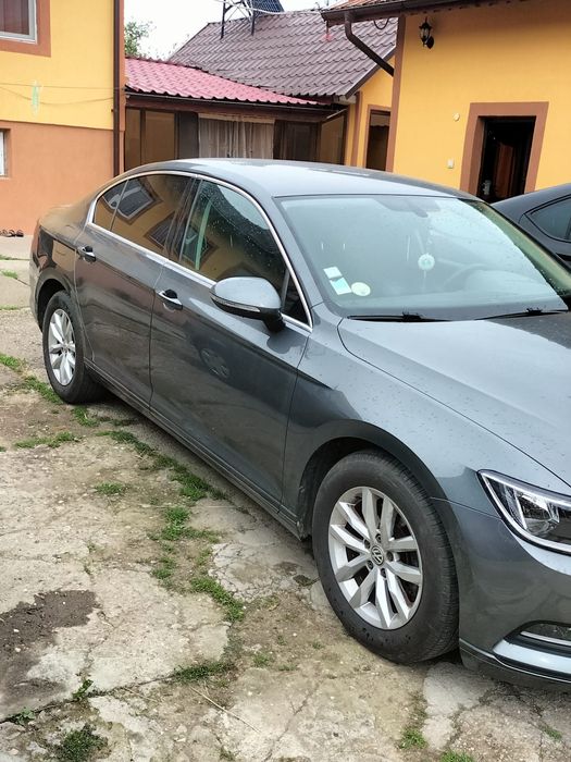 Vând Volkswagen Passat B8