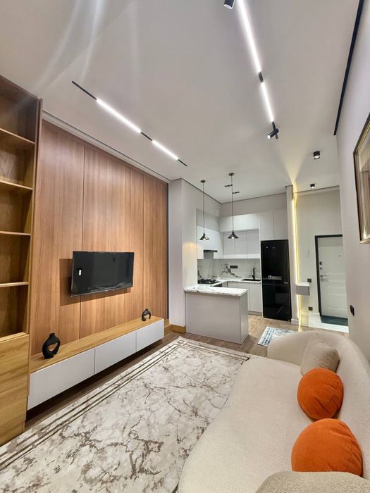 Продается 2/3/9 новостр в центре