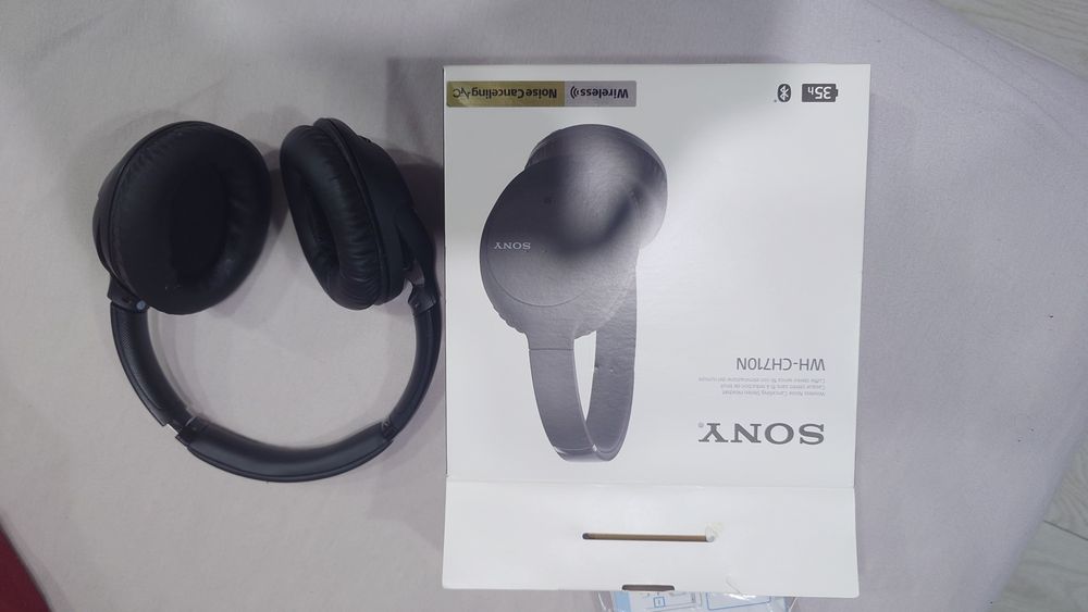 Căşti cu anulare digitală a zgomotului WH-CH710N