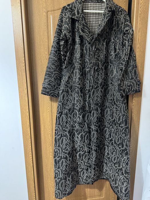 Palton lung si elegant de dama marimea 40.