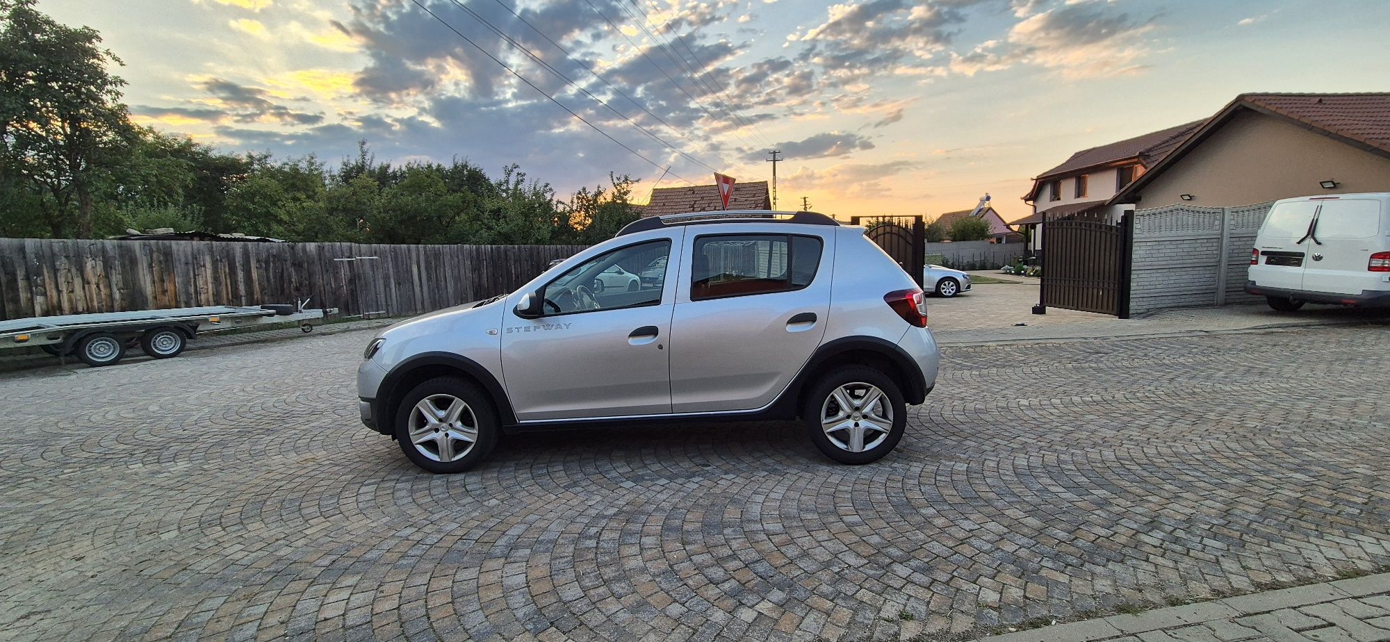 Dacia Sandero Stepway,benzina ,euro 5 , clima ,90CP,Garantie ,Germania