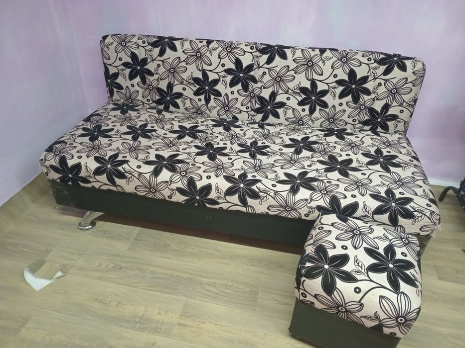 Продаю диван  10.000