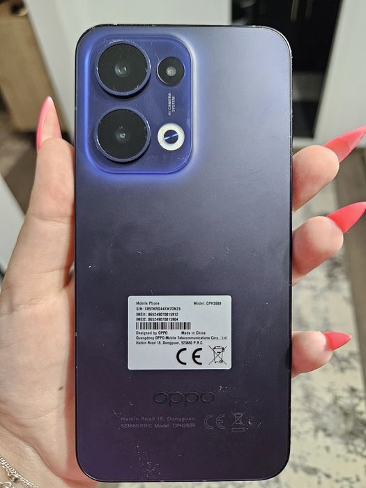 Oppo Reno 13 5G 256 GB + 12 GB RAM