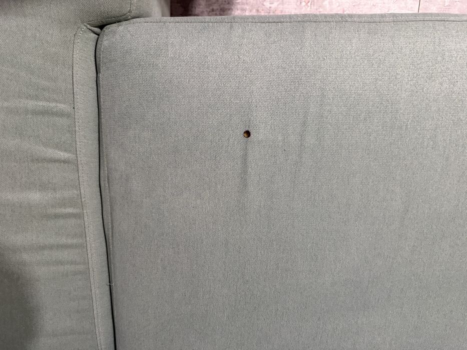 Продавам Диван с функция сън (десен)