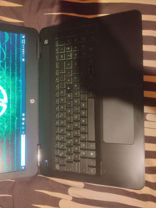Vand laptop gaming HP, i5 gen 8, gtx 1050 4gb