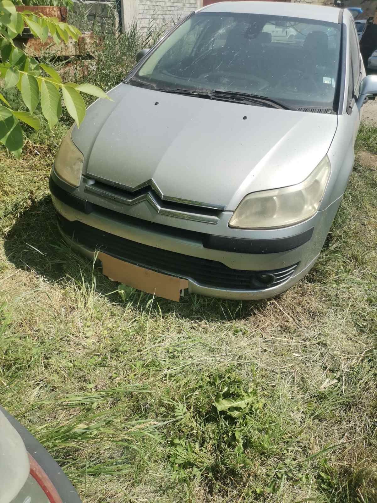 Продавам Citroen C4 на части