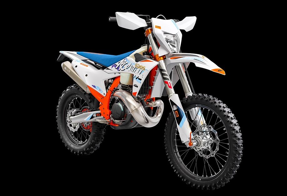 Husqvarna 701 Enduro Supermoto KTM 690 Enduro GasGas