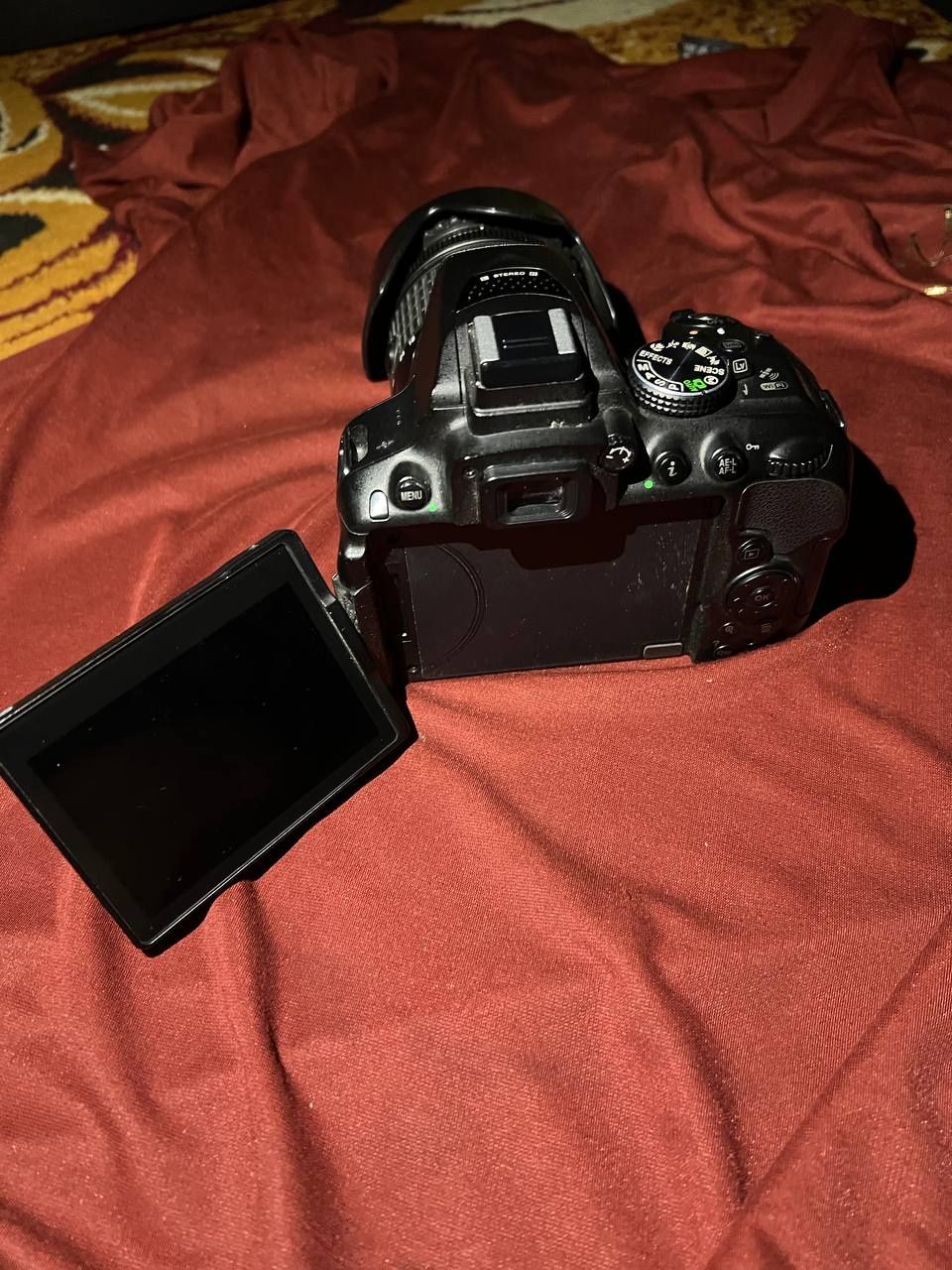 Nikon 5300 Garantiya 1 yil
