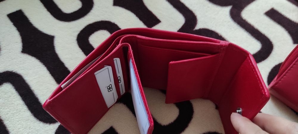 Portofele piele naturala noi