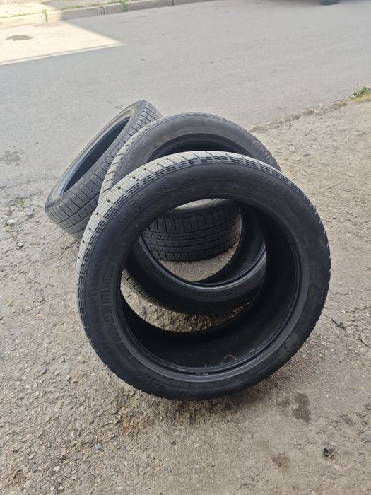 Зимни гуми континентал 275/45/21