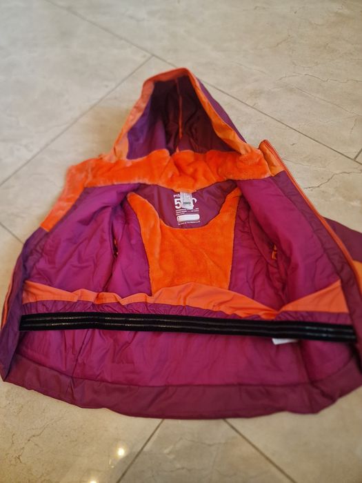 Vând costum sky 91-104 cm 3-4 ani