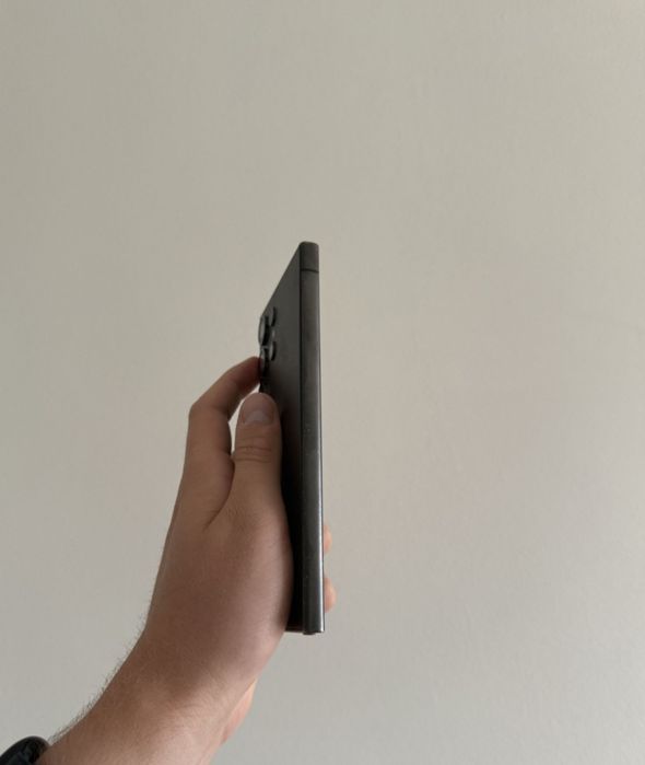 Vând Samsung s24 ultra original,   într-o stare impecabila