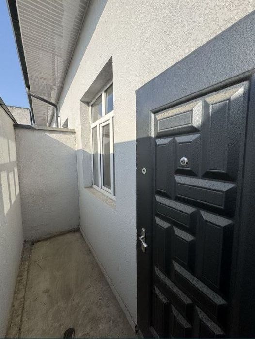 1 ком. квартира, 1/1/1. Старые Сергели (Eski Sergeli). Дом кирпичный.