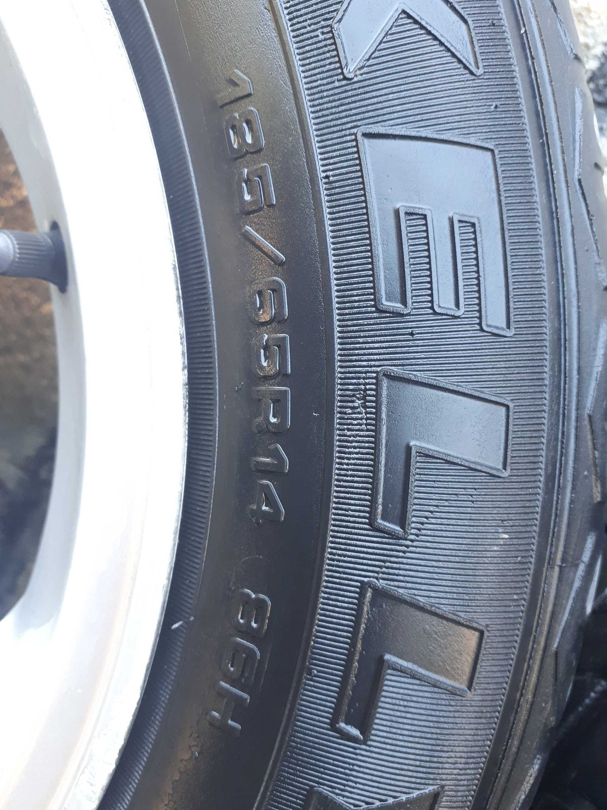 Джанти с гуми 185/65R14