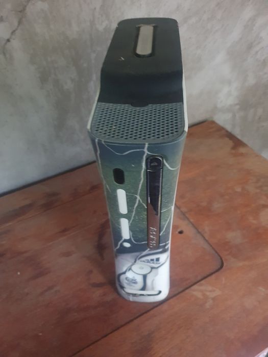 XBOX 360 конзола