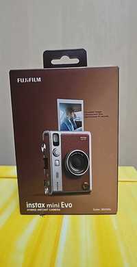Vand Fujifilm Instax mini EVO SIGILAT
