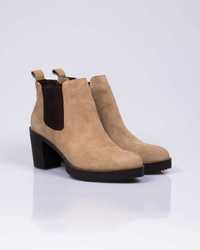 Botine/ghete piele intoarsa, crem, marimea 40