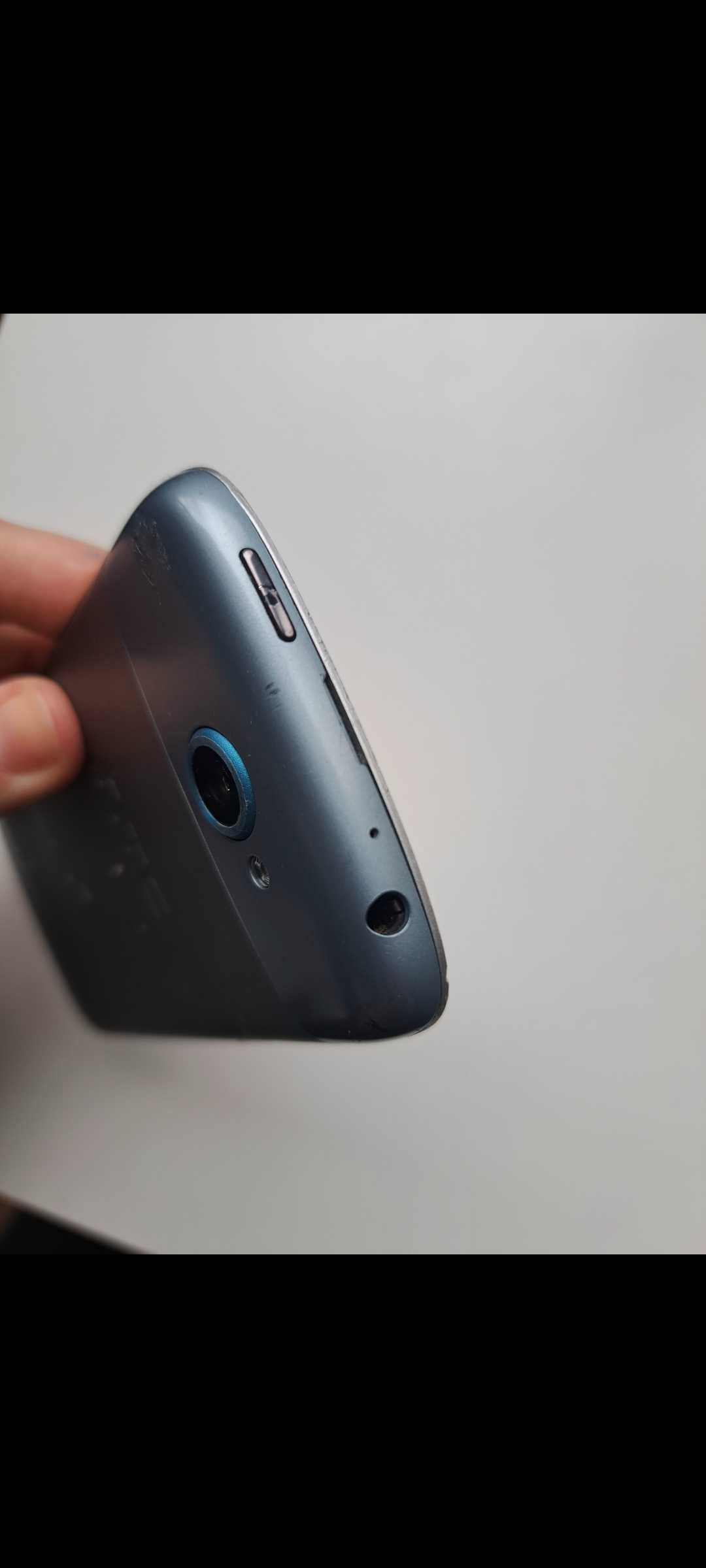 Smartphone HTC ONE S за части