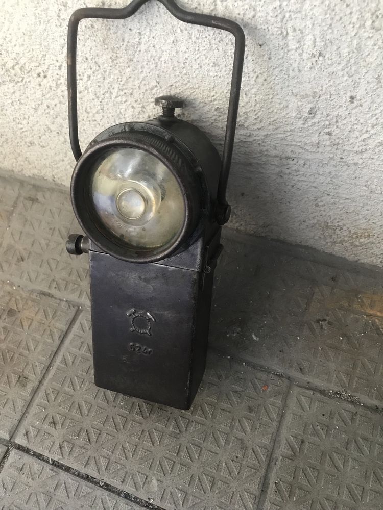 Lampa , lanterna, felinar veche germana miner