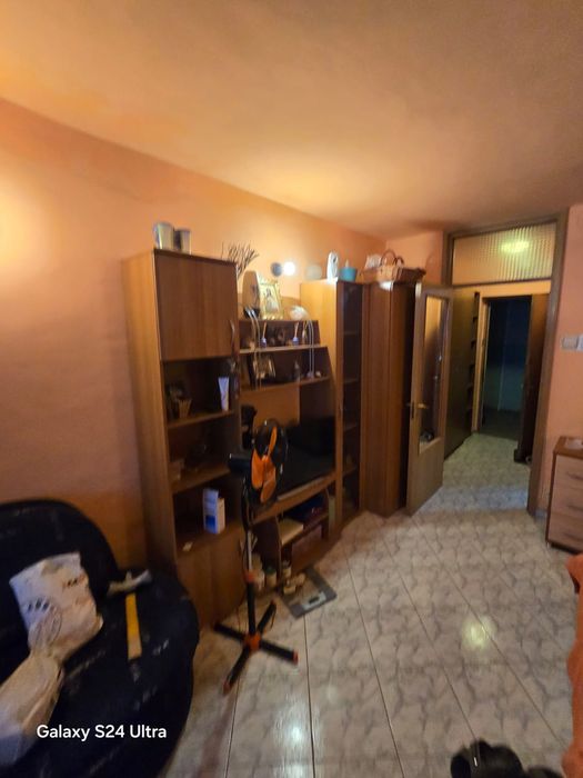 Vând garsoniera urgent zona Iancului Obor