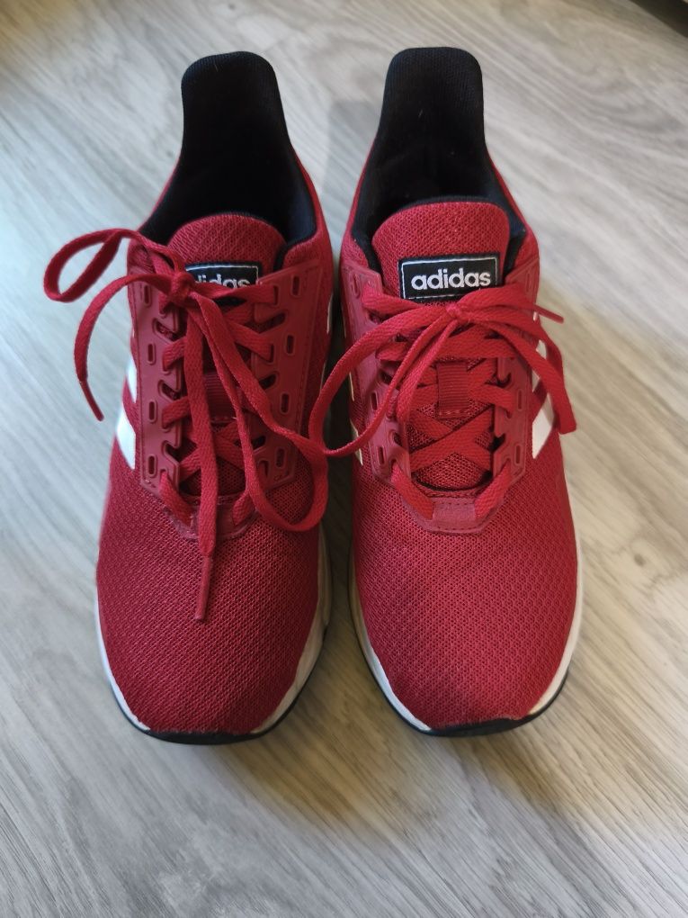 Оригинални дамски маратонки "Adidas" 36 2/3