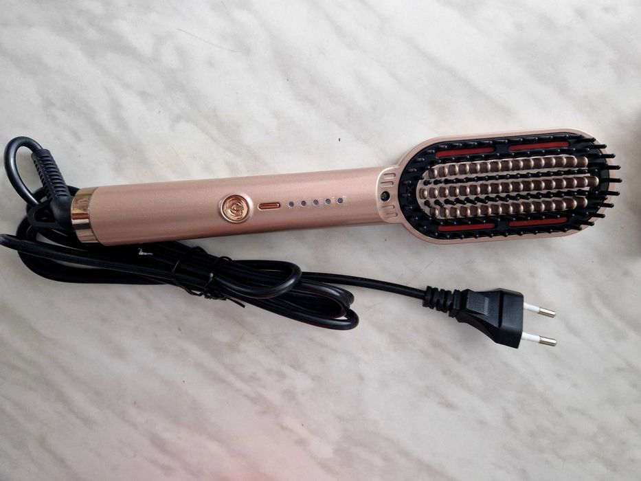 Електрическа четка за изправяне на  коса