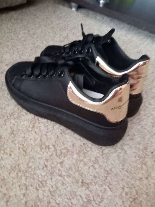 Продам обувь, новые