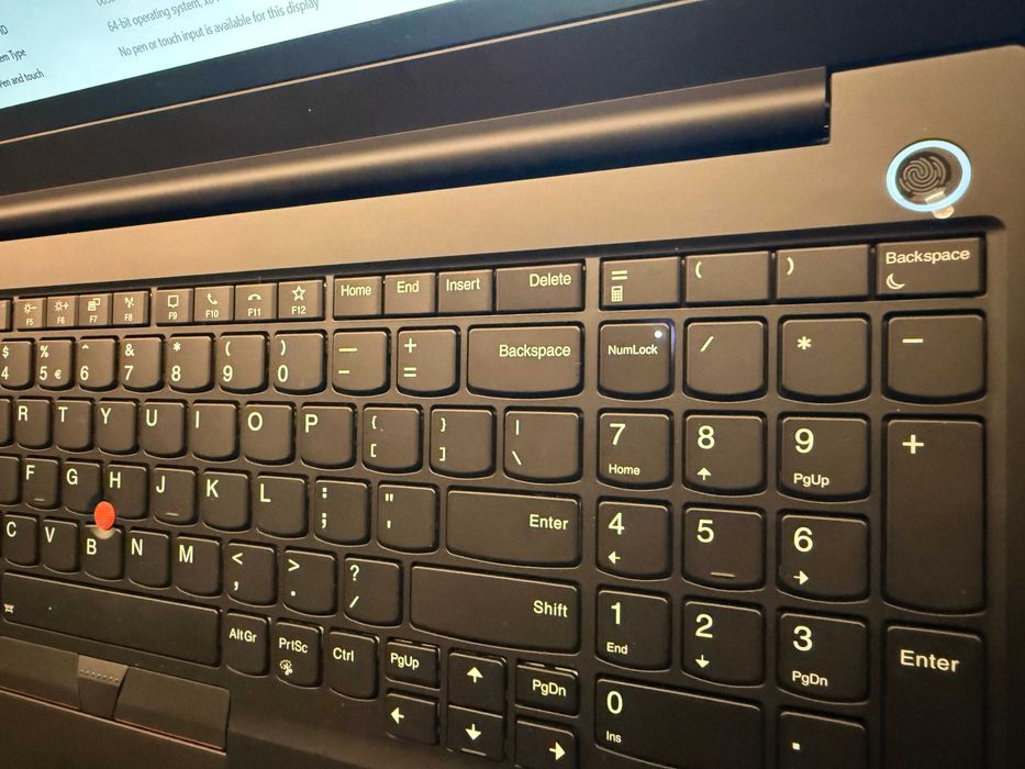 Vand laptop 15.6" Lenovo Thinkpad E15 Gen4 i5-1235U 16gb 512gb ssd