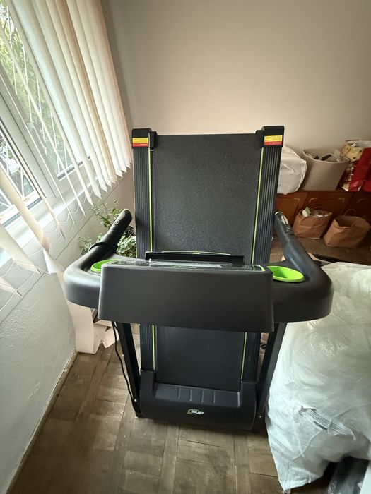 Bandă de alergat DHS folosita ocazional