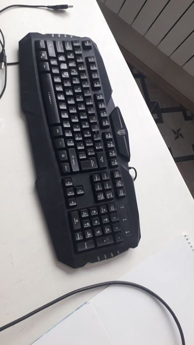 Клавиатура с мышкой+камера