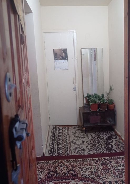 Продаеться 2-комнатная квартира Алпомиш 6-дом