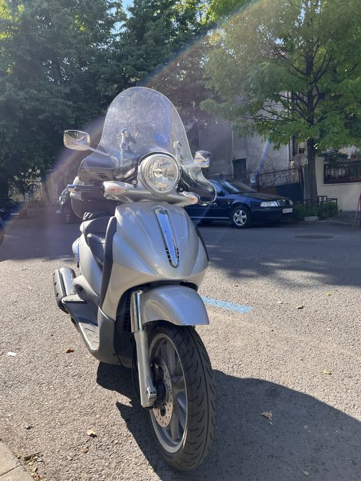 Scuter Piaggio Beverly 500