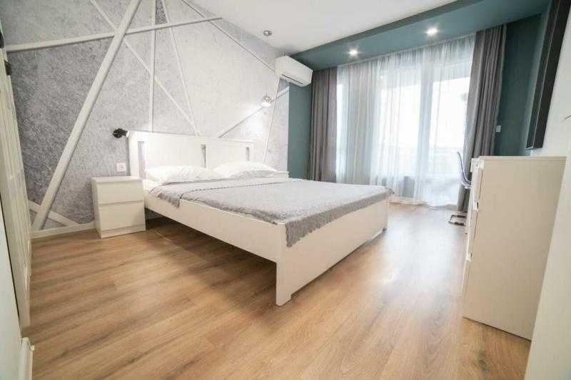 Дава се под наем Двустаен апартамент в Бургас, Възраждане - 65 кв.м за 510 € - Снимка #3