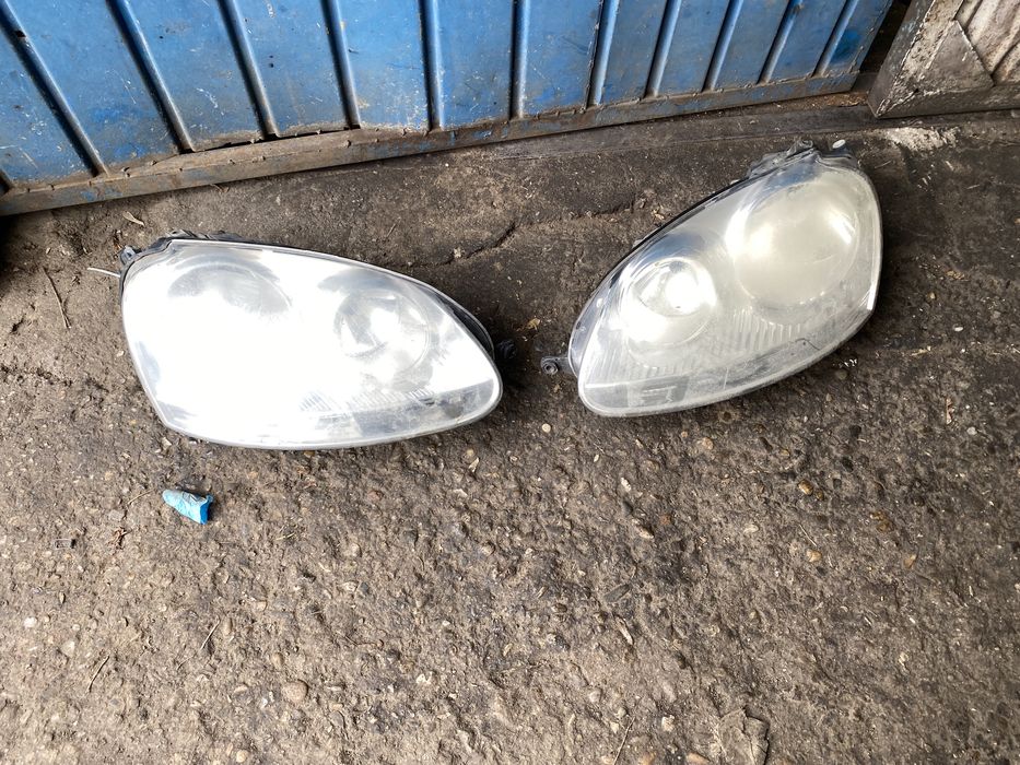 Far VW Golf 5 VW Jetta 2005 - 2010 faruri stanga dreapta golf V jetta