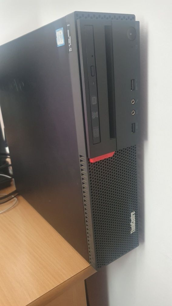 Calculator Lenovo M700 SFF – i5-6500T, 8GB DDR4, SSD + HDD –